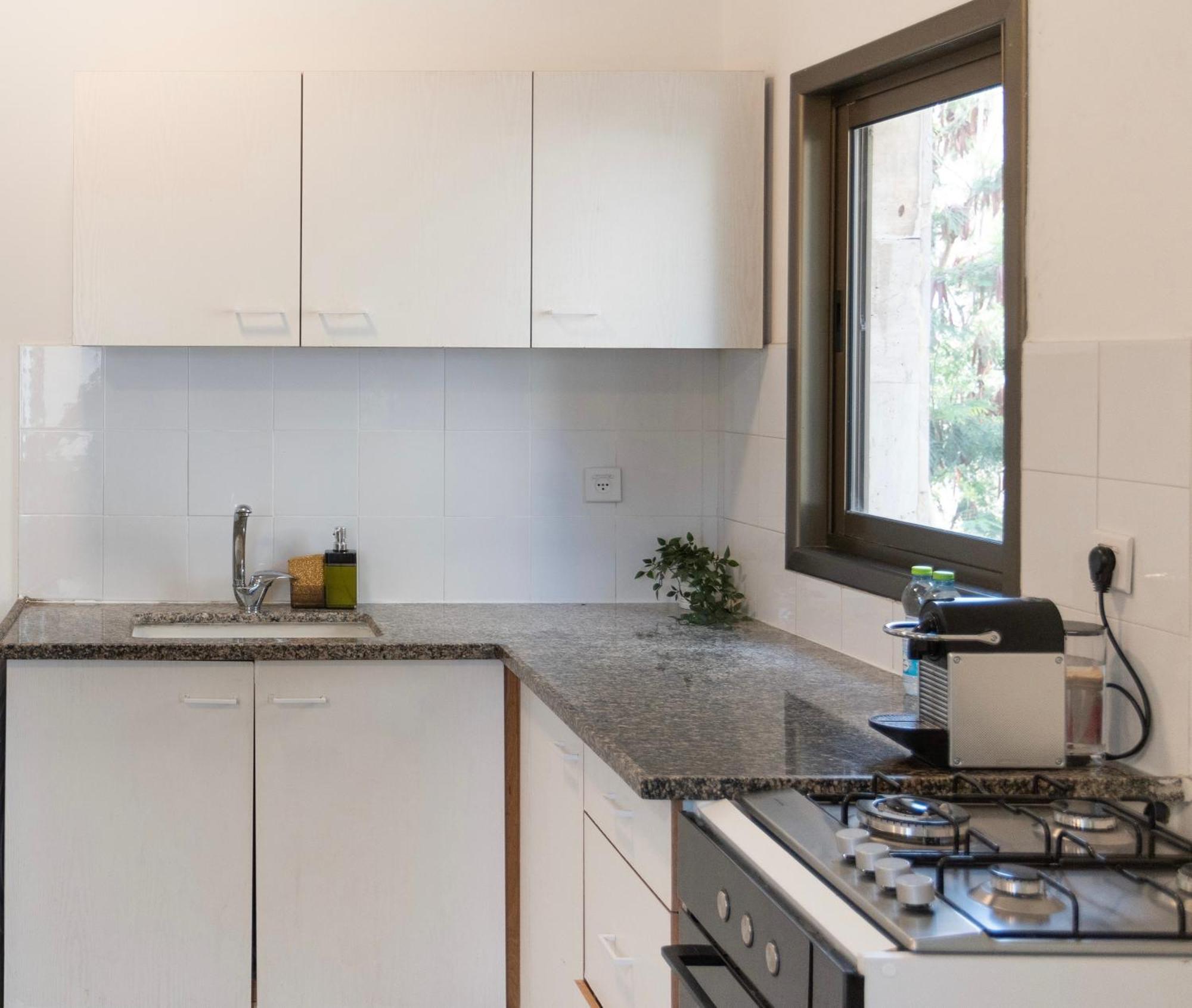 Eliezer Ben Yehuda Residence With Shelter Tel Aviv Exterior photo